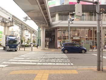 エマ(EMMA)/ファミマの信号