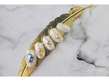 ビューティーアンドライフ オリビア(Beauty&Life Olivia)/パールホワイト定額アート