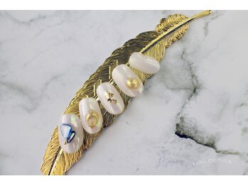 ビューティーアンドライフ オリビア(Beauty&Life Olivia)/パールホワイト定額アート