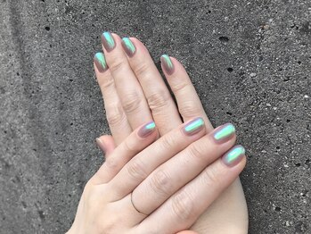 プティットスリール 西尾店(Petit Sourire)/【ミラーネイル】グレージュ