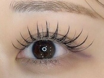 ビューティーフェイス アンド アイラッシュ ララガーデン川口店の写真/【可愛いは目元から】フラットラッシュ120本オフ無料★瞬きする度に綺麗なまつげに☆