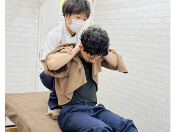 緑地公園鍼灸整骨院/矯正風景