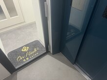 男眉salon OnFleek!渋谷店 【メンズ眉毛サロン・メンズアイブロウサロン】の雰囲気(渋谷駅C2出口1分!渋谷メンズ眉毛サロン/メンズアイブロウサロン)