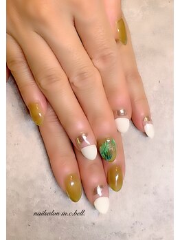 エムシーベル(m.c bell)/ボタニカルネイル