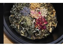 ラ メール(La mer)の雰囲気（吸収率の高い粘膜からあたためよもぎとハーブがお悩みアプローチ）