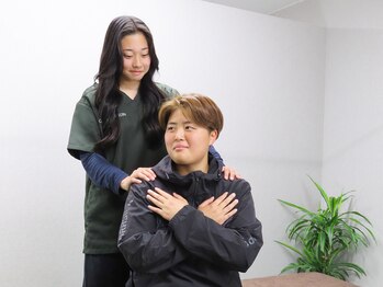 シーエヌエル接骨院(CNL接骨院)の写真/首・肩にのしかかった「痛み/重さ/だるさ」はCNL式整体で改善！お悩みを解消し、十分納得いく軽さを体感♪