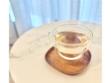 カルナ(CARNA)の雰囲気（季節に合わせたハーブティーをご用意しております♪）