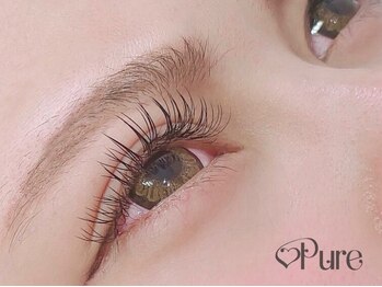 ピュア(Pure)の写真/丁寧なカウンセリングとまぶたの形から似合うデザインの提案で【グッとあか抜けた今っぼい印象に!】