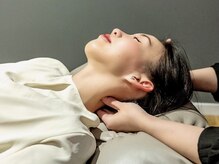 疲れた体をじっくりほぐしていきます。首こり肩こりもスッキリ◎
