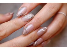 ノンブリック 並木店(Nomblic)/上品なラインアートネイル