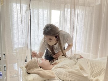 ユーアイ 名古屋栄店(Yuueye)/韓国風で落ち着いた雰囲気の店内