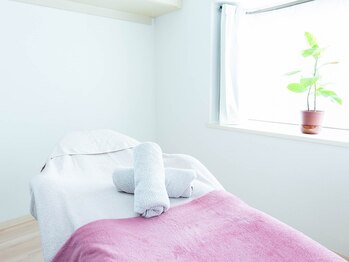 エクラ(eclat)/デコルテマッサージ