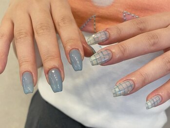 アイネイルズ 天神今泉店(I-nails)/【yuka.t】ブルーチェック
