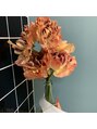 リミ(limi) 花屋さんに並んでる花、子供が摘んでくる花、どちらも好きです!