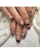 ベベ(bebe)/