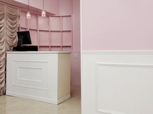 フェアリー 恵比寿店の雰囲気（受付にてお荷物をお預かりしてからお席にご案内いたします。）