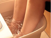 ウララ バイ ロキエ(u-LALA by ROCHIE)/＠yomogimushi_wkn