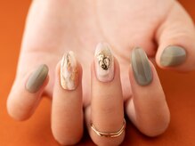 ヴァンネイル(VINGT NAIL nail&eye beauty)/くすみグリーンニュアンスネイル