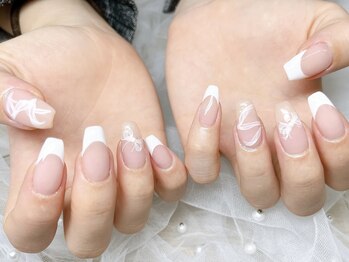 サロン アミリー(Salon Amiely)/アートフリー120分☆持ち込み