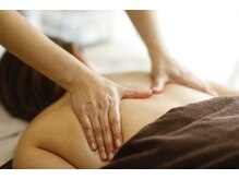 背中～ヒップ（美白）までのボディケアも人気メニューです☆