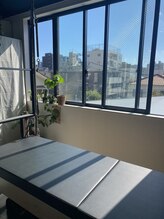 ウル(ulu)/昼間のスタジオ