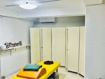 井土ヶ谷整体 浸透/幸せの黄色いベット3