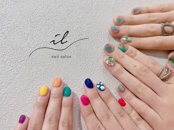 イル 神戸店/カラフルショートネイル