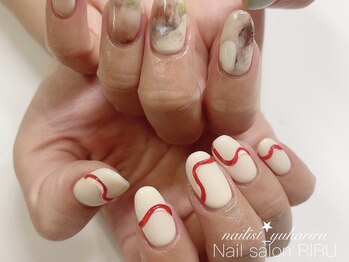 凹凸ニュアンスネイル