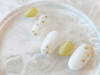 ブレスネイル(brace Nail)/押し花+ラメ