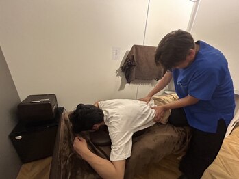 整体院 コリトリー(colitory)の写真/【結果重視】どこにいっても改善しない辛い首肩こり/腰痛/反り腰/猫背のお悩みは完全個室の当店で解決☆