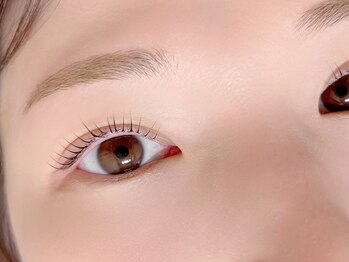 アール(R)/ラッシリフト