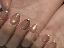 アロンネイル(A’arone nail)/大人ガラスフレンチ