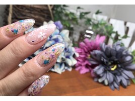押し花のスノードームネイル