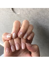 左右非対称上品ネイル☆