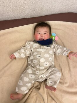 子育てママの整体サロン/施術中のお子様の様子