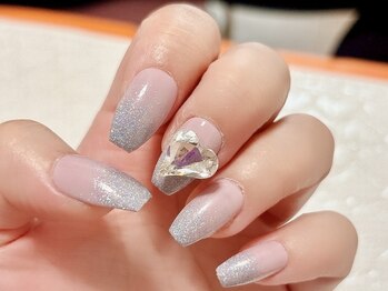 パンダネイルサロンの写真/【キャナルシティから徒歩3分◎】マグネット/フレンチ/ワンカラー/グラデーション等豊富なデザインご用意♪