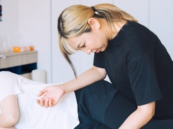しおりピラティス(SHIORI PILATES)の写真/旭川希少★マンツーマン指導！スタッフと近いからこそ最短ルートで理想に♪ボディケアでセラピーも◎