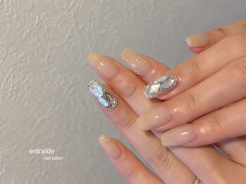 アントレッド(entraide)の写真/持込デザインやお任せデザインも自由に楽しめるのはつけ放題メニューならでは♪