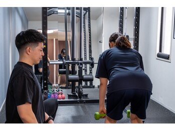 【ダイエット/痩身】パーソナルトレーニングジムNEXT GYM TOKYO駒込・巣鴨店/パーソナルトレーニング風景