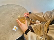 ルミエール シーサイド(L’MIERE seaside)/ラウンジにてお茶タイム