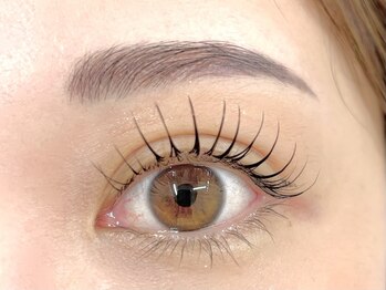 リザボーテ(Liza beate)/まつ毛と眉毛