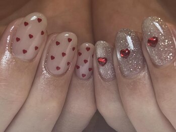 アイネイルズ 三宮店(I nails)/アシメハートネイル¥8100