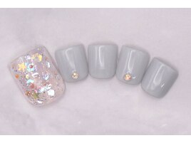 6000円　フットネイル