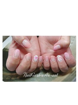 アンアント(An-ant)/フラワーネイル