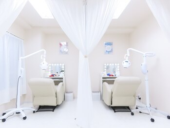 ルル 渋谷駅宮益坂店(Lulu)の写真/【渋谷駅３分】医師監修ジェル/22時以降◎/ほとんどがホワイトニング未経験！手軽に垢抜け♪