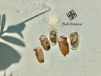 ネイル エミュスト(Nail Emuest)/ニュアンスネイル