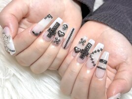 Y2Kブラックネイル