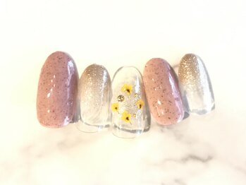 ネージュ バイ リアンジュ 辻堂(Neige by Reange)/押し花ネイル