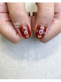 刺繍ネイル