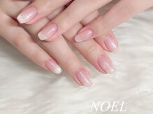 ノエル ネイル(NOEL)/ラメ×グラデーションで上品に